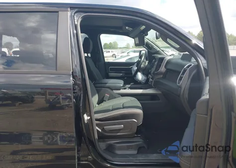 2019 Ram 1500 Big Horn/Lone Star 4X4 6'4 Box из США, поврежденный, VIN 1C6SRFMT3KN708276